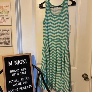 Medium Lularoe Nicki Dress